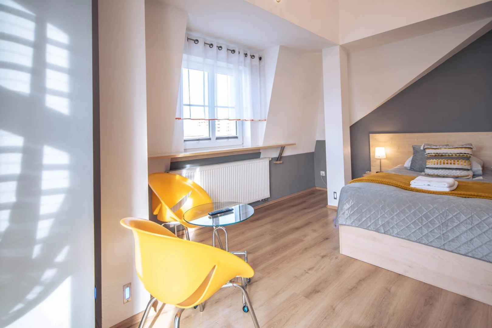 Ferienwohnung Drei Kronen Swinemünde 53 – Schlafzimmer mit Sitzecke