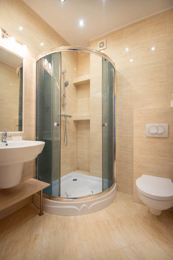 Ferienwohnung Drei Kronen Swinemünde 54 – Bad mit Dusche