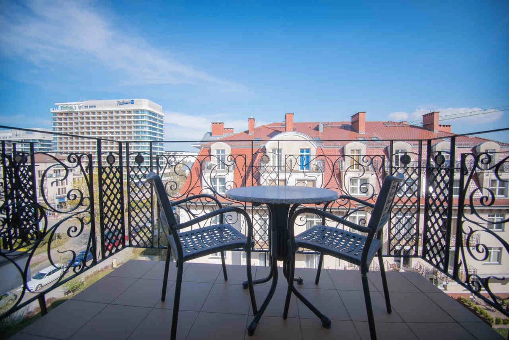 Ferienwohnung Drei Kronen Swinemünde 54 – Balkon mit Radisson Blick